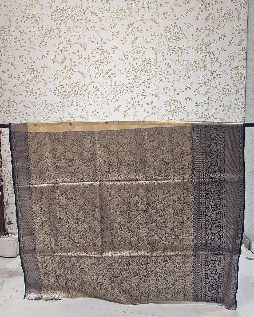 Tissue Kanjivaram Saree  Meenakari Butti with Designer Skirt Border & Brocade Pallu