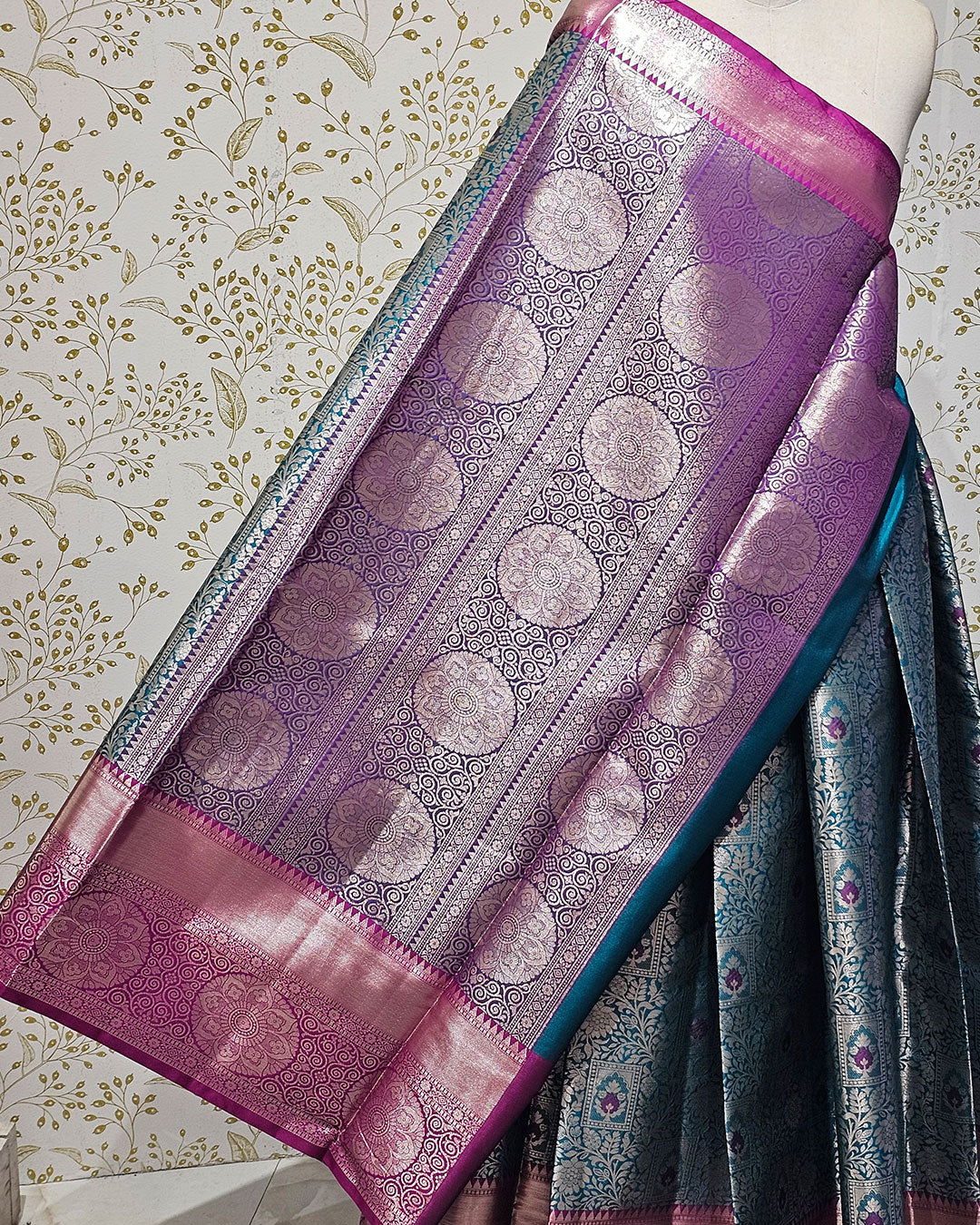 Tissue Kanjivaram Saree  Meenakari Butti & Brocade Designer Pallu