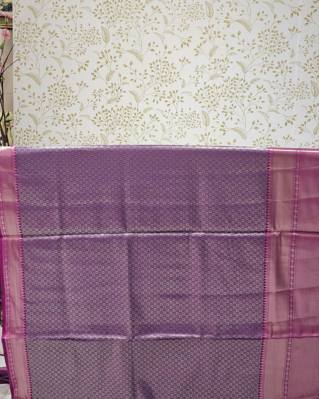 Tissue Kanjivaram Saree  Meenakari Butti & Brocade Designer Pallu